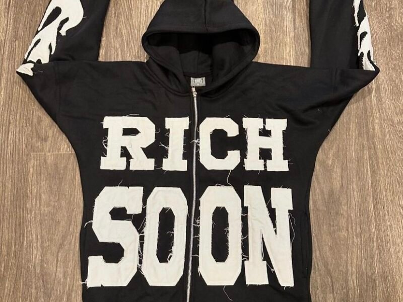 Rich Soon Hoodie With Embroidery 18/20 fleece Comfortable Fabric