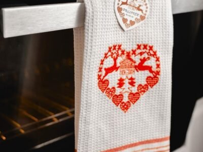 Christmas tea towels (Stock in UK )