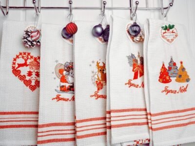 CHRISTMAS TEA TOWELS (STOCK IN UK) 100%COTTON